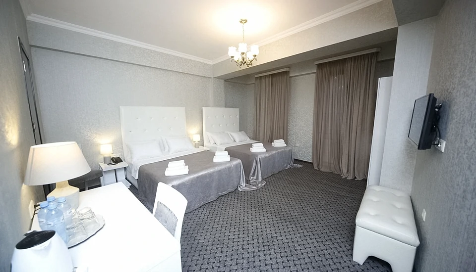 هتل پیازا تفلیس